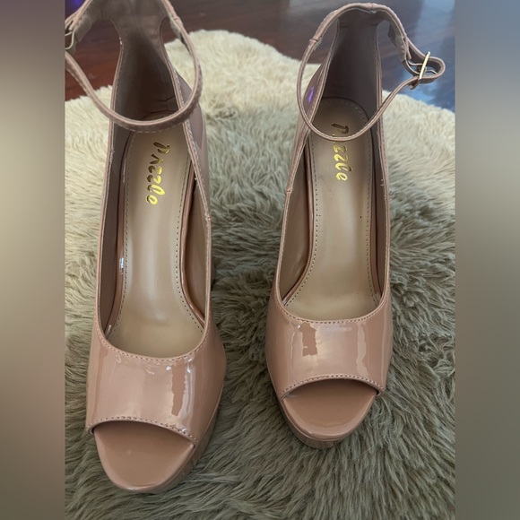 Platform Heels - Picture 2 of 3